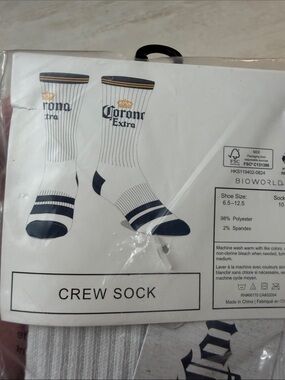 White & Navy Crew Socks corona